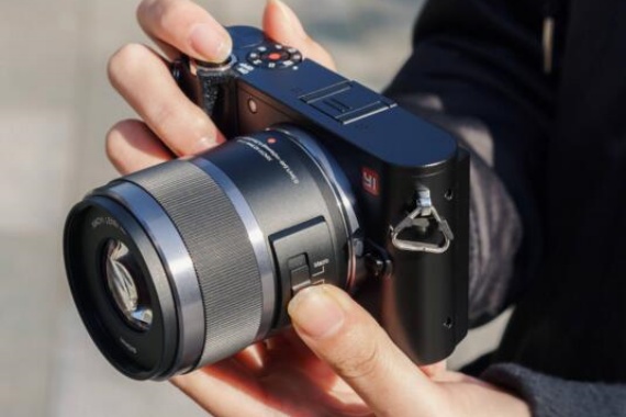 单反相机是专业门槛还是创作利器？